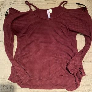 Francesca, soft open shoulder sweater